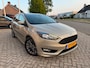 Ford Focus Wagon 1.5 ST-Line Navigatie, Trekhaak,Dealer Onderhoud