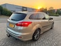 Ford Focus Wagon 1.5 ST-Line Navigatie, Trekhaak,Dealer Onderhoud