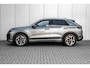 Volkswagen T-Roc R-Line First Edition | 'App-Connect' draadloze smartphone integratie | 30,5 cm display met 2D en 3D weergave | Automatische afstandsregeling (Adaptive Cruise Control)