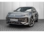 Volkswagen T-Roc R-Line First Edition | 'App-Connect' draadloze smartphone integratie | 30,5 cm display met 2D en 3D weergave | Automatische afstandsregeling (Adaptive Cruise Control)