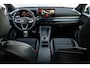 Volkswagen T-Roc R-Line First Edition | 'App-Connect' draadloze smartphone integratie | 30,5 cm display met 2D en 3D weergave | Automatische afstandsregeling (Adaptive Cruise Control)