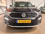 Volkswagen T-Roc 1.0 TSI 110PK Style Business + Trekhaak|Adaptive cruise|Apple|Android|DAB|Climate|Lane|17"LMV