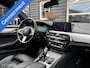 BMW 5-Serie Touring 520i High Executive / M-Pakket / Pano / Head-up / Trekhaak /