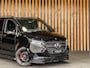 Mercedes-Benz V-klasse 300d Extra Lang Avantgarde Dubbele Cabine | ELEKTRISCHE SCHUIFDEUREN | STOELVERWARMING | STANDKACHEL | LEDER | MBUX | 360 |