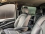 Mercedes-Benz V-klasse 300d Extra Lang Avantgarde Dubbele Cabine | ELEKTRISCHE SCHUIFDEUREN | STOELVERWARMING | STANDKACHEL | LEDER | MBUX | 360 |