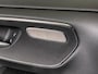 Mercedes-Benz V-klasse 300d Extra Lang Avantgarde Dubbele Cabine | ELEKTRISCHE SCHUIFDEUREN | STOELVERWARMING | STANDKACHEL | LEDER | MBUX | 360 |