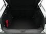 Volkswagen ID.5 Pro 77 kWh | SOH 93% | LED | Achteruitrij Camera | Navigatie | Stuur- & Stoelverwarming |
