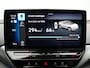 Volkswagen ID.5 Pro 77 kWh | SOH 93% | LED | Achteruitrij Camera | Navigatie | Stuur- & Stoelverwarming |