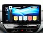 Volkswagen ID.5 Pro 77 kWh | SOH 93% | LED | Achteruitrij Camera | Navigatie | Stuur- & Stoelverwarming |