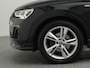 Audi Q3 S-Line 35 TFSI 150pk | Panoramadak | Trekhaak | Stoelverwarming | Elektr. bedienbare achterklep | Achteruitrijcamera |