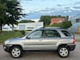 Kia Sportage 2.0 CVVT Comfort Airco Electric pakket Audio/CD Cruisecontrol EBD ABS LMV 16" Trekhaak Dealeronderhoud Nieuwe Apk!