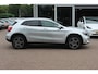 Mercedes-Benz GLA 250 4Matic Premium Plus / Trekhaak / 360Camera / Elektr. Stoelen / 19'' / Navigatie / Carbon intr. / Night / Dodehoek / Cruise Control