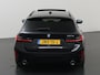 BMW 3-Serie Touring 320e M-Sport | SOH 97,4% | Facelift | Panoramadak | Elek. Stoelen met Geheugen | HUD | Sportstoelen | 360° Camera | Apple Carplay/Android Auto | Cruise Control | Comfort Pakket | M-Sport Pro | Curved Display |