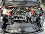 Ford Kuga 2.5 PHEV ST-Line / Dealer onderhouden / 1.500 kg trekgewicht / Navigatie / Stuur-, stoel- en achterbank verwarming / HUD / Camera / 18" LM wielen & All Season banden /
