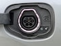 Ford Kuga 2.5 PHEV ST-Line / Dealer onderhouden / 1.500 kg trekgewicht / Navigatie / Stuur-, stoel- en achterbank verwarming / HUD / Camera / 18" LM wielen & All Season banden /