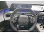 Peugeot E-3008 GT 73 kWh Panorama Dak | Rondomzicht Camera | 20" Lichtmetaal | Leder/Alcantara | Matrix LED | Elek. Achterklep | Achteruitrijcamera | Apple Carplay/Android Auto|telefoonintegratie premium | Cruise control adaptief met Stop&Go