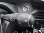 Peugeot 208 1.2 PureTech Allure Pack | Navigatie/Android/Apple Carplay | LM Velgen 16" | Cruise Control | Airco | LED Koplampen |