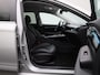 MG MG5 Electric Long Range Luxury 61 kWh | 360 camera | Led koplampen | Carplay | Kunstlederen bekleding | Stoelverwarming |