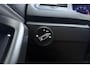 Volkswagen T-Roc 1.0 TSI Style Business | Navigatie | Trekhaak | Stoelverwarming | Climate control | Dakrails | Extra getint glas | Lichtmetalen velgen