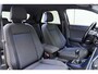 Volkswagen T-Roc 1.0 TSI Style Business | Navigatie | Trekhaak | Stoelverwarming | Climate control | Dakrails | Extra getint glas | Lichtmetalen velgen