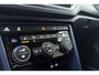 Volkswagen T-Roc 1.0 TSI Style Business | Navigatie | Trekhaak | Stoelverwarming | Climate control | Dakrails | Extra getint glas | Lichtmetalen velgen