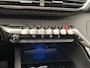 Peugeot 3008 1.2 PureTech Blue Lease Premium Avantage Panorama Dak | 19" Lichtmetaal | Camera | Cruise | Climate | Carplay | Keyless | Navigatie | Achteruitrijcamera | Apple Carplay/Android Auto|telefoonintegratie premium | Chroom delen exterieur