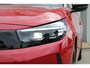 Opel Corsa Ultimate | 17" Lichtmetalen velgen, Diamond Cut | Dode hoek waarschuwing | Draadloze telefoonlader