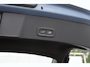 Volvo XC40 B3 177PK Automaat Ultimate Bright Elektrisch bedienbaar panoramadak / Cruise control / Achteruitrijcamera / Elektrisch bedienbare stoelen met geheugen / Stoel- en stuurverwarming / Elektrische achterklep / Harman Kardon