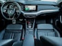 Skoda Octavia Combi 1.4 TSI iV PHEV Business Edition Plus | CANTON Audio | Schuif/ Kantel Panorama Dak | HUD | Camera | Stoelverwarming & Verkoeling | CRYSTAL LED | 19'' Lichtmetalen Velgen | Adaptieve Cruise Control |