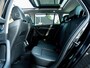 Skoda Octavia Combi 1.4 TSI iV PHEV Business Edition Plus | CANTON Audio | Schuif/ Kantel Panorama Dak | HUD | Camera | Stoelverwarming & Verkoeling | CRYSTAL LED | 19'' Lichtmetalen Velgen | Adaptieve Cruise Control |