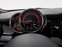 MINI Cooper 3-Deurs 1.5 Business Edition (LED, STOELVERWARMING, NAVI, 17 INCH)