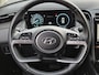 Hyundai Tucson 1.6 T-GDI PHEV Comfort Smart 4WD / SOH 97% / Dealer onderhouden / Fabrieksgarantie tot 06-2027 / 1.350 kg trekgewicht / Elektrische achterklep / Achteruitrijcamera / Stuur- & Stoelverwarming / Apple Carplay Android Auto / Adaptief cruise control /