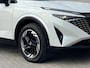 Nissan Qashqai 1.3 MHEV Xtronic N-Connecta / Cold Pack / Panoramadak / Navigatie / Apple Carplay Android / HUD / Camera 360° / 18" LM wielen & All Season banden /