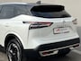 Nissan Qashqai 1.3 MHEV Xtronic N-Connecta / Cold Pack / Panoramadak / Navigatie / Apple Carplay Android / HUD / Camera 360° / 18" LM wielen & All Season banden /