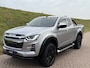 Isuzu D-Max 1.9 Extended Cab LSX | AUTOMAAT | LEDER | 20'' BlackRhino LMV | Pedders Suspension | Apple CarPlay / Android Auto | TH. 3500 kg | Roll Cover