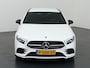 Mercedes-Benz A-klasse 180 Business Solution AMG | Night | Widescreen | Stoelverwarming | Achteruitrijcamera | Sfeerverlichting |