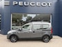 Dacia Dokker 1.2 TCe S&S Stepway | Navigatie | Trekhaak 1200 KG | Cruise control | Parkeer Camera | Ruime Gezinsauto | 2x Zijschuifdeur | Parkeersensoren | Dakrails |
