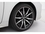 Toyota Corolla Hybrid 140 GR Sport | Dodehoek detectie | Stoelverwarming | Apple Carplay / Android Auto | Parkeersensoren voor/achter | Keyless | Adaptive Cruise | Full LED | 18 inch