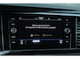 Volkswagen Transporter 2.0 TDI 150pk L2H1 30 DC Highline | 5-zits | Cruise Control | Navigatie | LED Koplampen