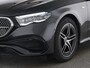 Mercedes-Benz E-klasse 300 e AMG Nightpakket Plug-In Hybride | Machiatobeige Int. | Panoramadak | Trekhaak | Rijassistentie Pack | Stuur en Stoelverwarming | Inclusief 24 maanden Mercedes-Benz Certified garantie voor Europa.