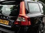 Volvo V70 2.0T R-Edition - AUTOMAAT - STOEL VERW - ZWART LEER - XENON - TREKHAAK - VOL ONDERHOUDEN - YOUNGTIMER !!