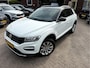 Volkswagen T-Roc 1.5 TSI 150pk Style Business Camera, 17''Lmv, Stoelverwarming