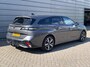 Peugeot 308 SW 1.2 PureTech Allure Camera | Adaptieve Cruise | Parkeersensoren | 17" Lichtmetaal | Navigatie | Leder/Stof | Achteruitrijcamera | Apple Carplay/Android Auto|telefoonintegratie premium | Cruise control adaptief