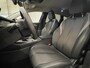 Peugeot 308 SW 1.2 PureTech Allure Camera | Adaptieve Cruise | Parkeersensoren | 17" Lichtmetaal | Navigatie | Leder/Stof | Achteruitrijcamera | Apple Carplay/Android Auto|telefoonintegratie premium | Cruise control adaptief