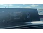 Peugeot E-3008 73KWH GT AVANTAGE 214PK / NAVI / LEDER / CLIMA / FULL-LED / 20" LMV / KEYLESS / WARMTEPOMP / 360° CAMERA / ADAPT. CRUISECONTROL / WINTERPAKKET / NIEUWSTAAT !!
