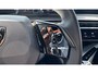 Peugeot E-3008 73KWH GT AVANTAGE 214PK / NAVI / LEDER / CLIMA / FULL-LED / 20" LMV / KEYLESS / WARMTEPOMP / 360° CAMERA / ADAPT. CRUISECONTROL / WINTERPAKKET / NIEUWSTAAT !!