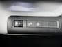 Citroën C3 Aircross SUV Plus Hybrid 7p. 145pk Automaat | 7 zitplaatsen | Lage kilometerstand | Navigatie via draadloze Apple Carplay / Android Auto | Achteruitrijcamera | Climate Control | Cruise Control | Parkeersensoren | Bluetooth | Comfortstoelen | Elektrisch inklapbare spiegels | Donker getint glas | Led koplampen |