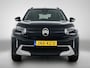 Citroën C3 Aircross SUV Plus Hybrid 7p. 145pk Automaat | 7 zitplaatsen | Lage kilometerstand | Navigatie via draadloze Apple Carplay / Android Auto | Achteruitrijcamera | Climate Control | Cruise Control | Parkeersensoren | Bluetooth | Comfortstoelen | Elektrisch inklapbare spiegels | Donker getint glas | Led koplampen |