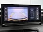 Citroën C3 Aircross SUV Plus Hybrid 7p. 145pk Automaat | 7 zitplaatsen | Lage kilometerstand | Navigatie via draadloze Apple Carplay / Android Auto | Achteruitrijcamera | Climate Control | Cruise Control | Parkeersensoren | Bluetooth | Comfortstoelen | Elektrisch inklapbare spiegels | Donker getint glas | Led koplampen |