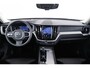 Volvo XC60 2.0 T8 Plug-in hybrid AWD Ultimate Dark Trekhaak - Panoramadak - Head-up - Stuurwielverwarming - Harman Kardon - Adaptieve cruise - 360° Surround View